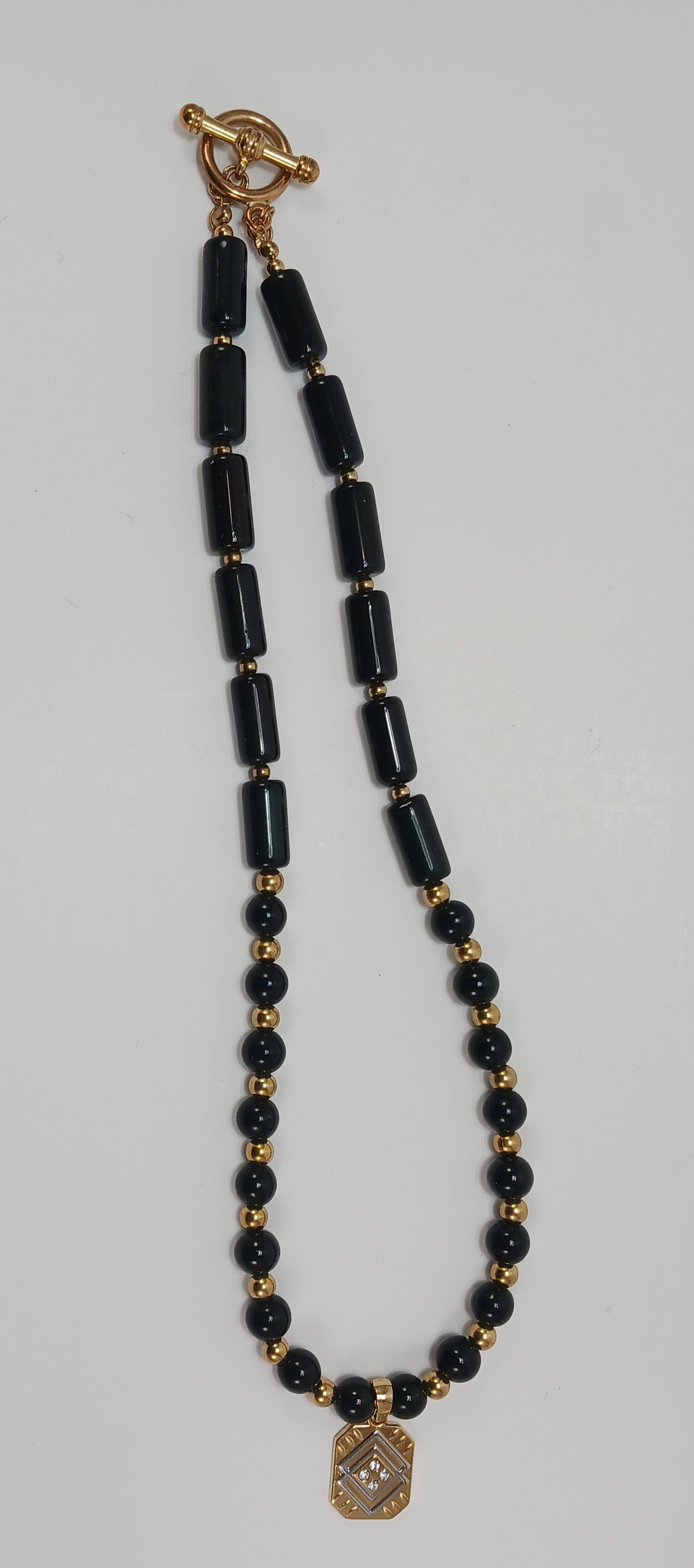 Item 00032 necklace