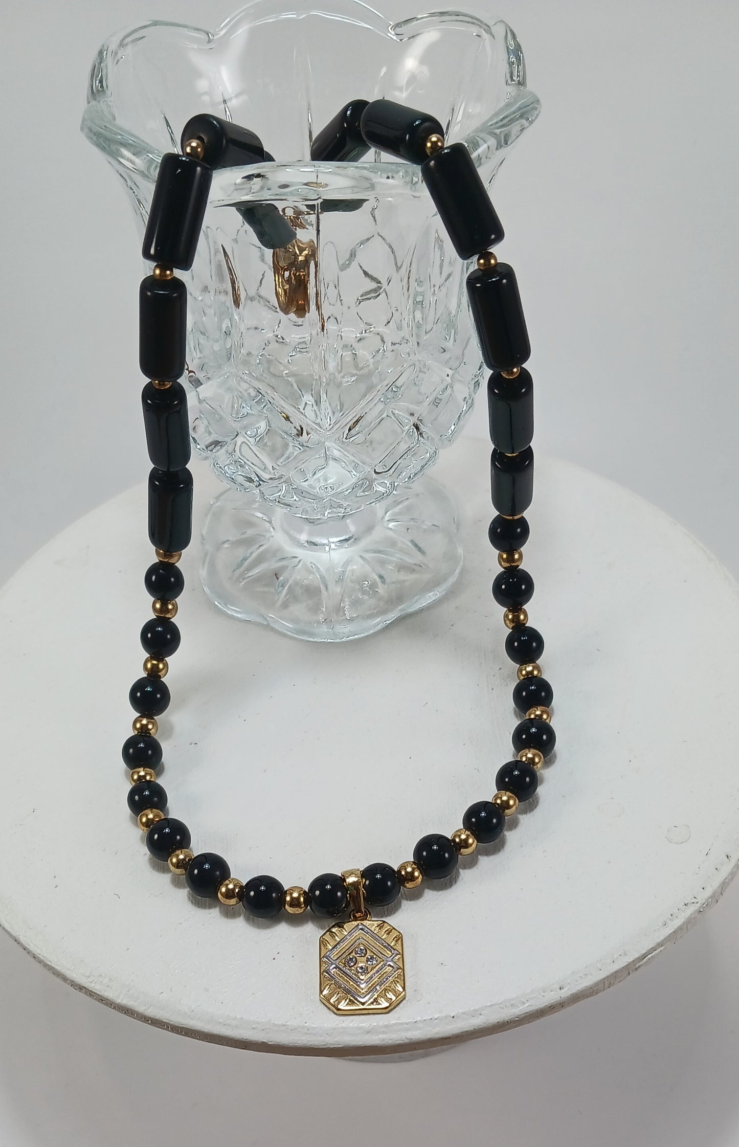 Item 00032 necklace